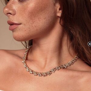 Gold Crystal Leaf Necklace - Women's Fashion Jewelry